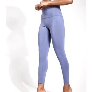 ALO YOGA 7/8 High-Waist Airbrush Legging in Lilac Blue (Size S)